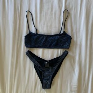 Triangl Mica Navy Sparkle